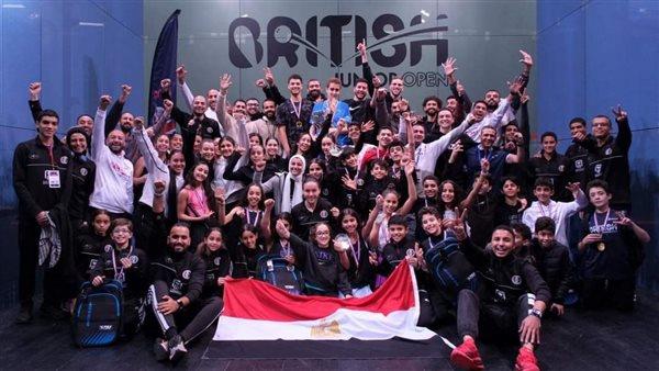 وزير الرياضة يهنئ اتحاد الإسكواش بعد السيطرة على المراكز الأولى في بطولة بريطانيا للناشئين
