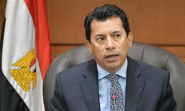 وزير الرياضة يعرب عن ثقته في لاعبي المنتخب لتحقيق نتائج متميزة ببطولة أمم أفريقيا