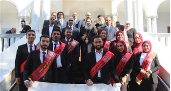   طلاب "من أجل مصر" بـ جامعة جنوب الوادي تهنئ الأقباط بعيد الميلاد المجيد
