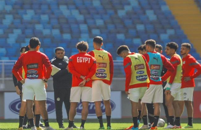 منتخب مصر يخوض مرانه الأخير قبل السفر إلى كوت ديفوار