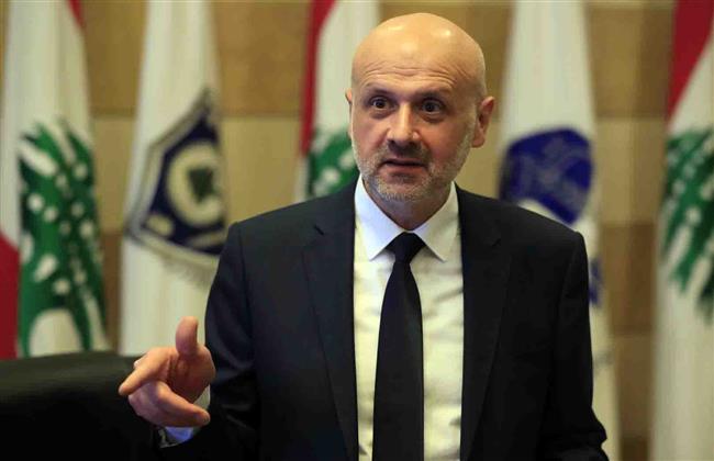 وزير الداخلية اللبناني: أرجح أن يكون اختراق شاشات مطار بيروت ناتجا عن عمل خارجي