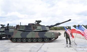   بولندا تتسلم 29 دبابة قتالية من طراز "أبرامز" من الولايات المتحدة