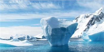   "الطاقة الذرية" تبدأ مهمة علمية في القطب الجنوبي للكشف عن التلوث البلاستيكي