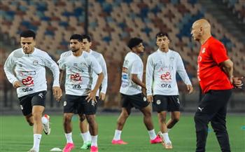   تريزيجيه يشارك حسام حسن في المؤتمر الخاص لمباراة موريتانيا