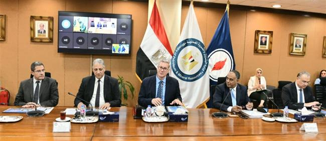 وزير البترول يشهد توقع اتفاق شراكة بين إيجاس وكوبيلوزوس اليونانية 