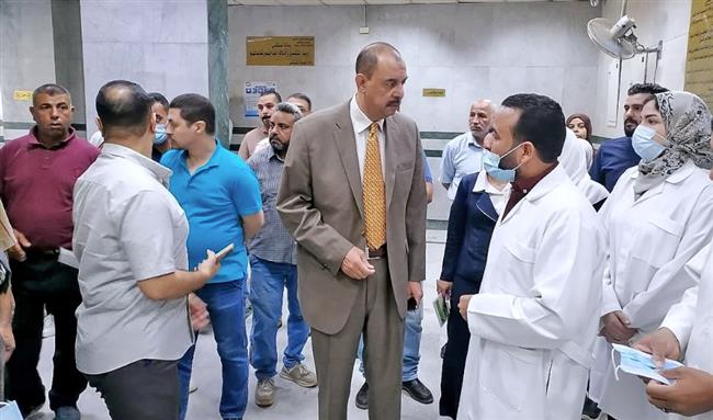 في زيارة مفاجئة.. محافظ سوهاج يتفقد مستشفى الهلال للتأمين الصحي 
