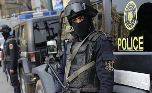 كشف ملابسات فيديو يزعم خلاله أحد الأشخاص القبض عليه واصطحابه لقسم الشرطة