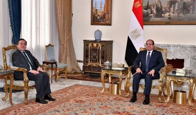الرئيس السيسي يثمّن المواقف الإسبانية الإيجابية من قضايا المنطقة 