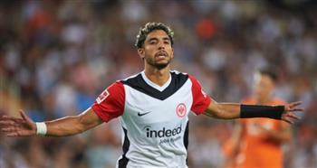 عمر مرموش يفوز بجائزة لاعب الشهر في الدوري الألماني