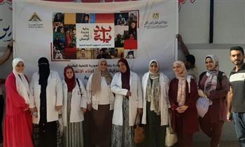 الكشف على 159 حالة فى قافلة طبية لجامعة بنها بكفر مناقر 
