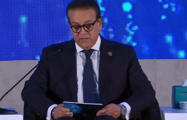 وزير الصحة يدير جلسة التنمية البشرية ضمن فعاليات مؤتمر PHDC24 
