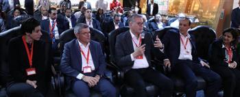 وزير البترول ووزير الطاقة القبرصي يتفقدان أحد أهم المنشآت في صناعة الغاز
