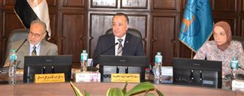 جامعة الإسكندرية تناقش الإجراءات التنظيمية للامتحان التأهيلي للحصول على الدكتوراه