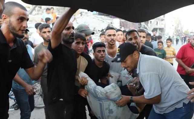 القاهرة الإخبارية: 3 شهداء نتيجة قصف إسرائيلي في قطاع غزة