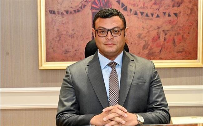وزير الإسكان يزور مصنع "تربوسان" التركي 