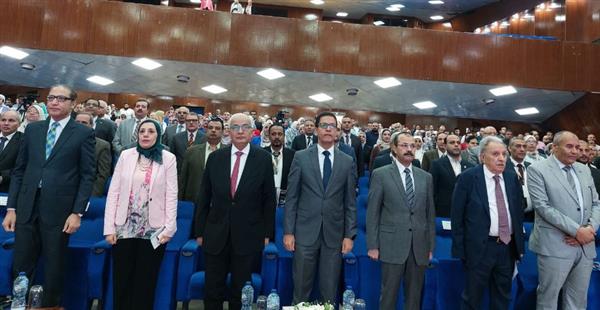افتتاح فعاليات المؤتمر السنوي للدراسات العليا للعلوم الإنسانية بجامعة بنها