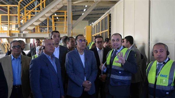 السويس .. رئيس الوزراء يتفقد مصنع شركة "كناوف" الألمانية
