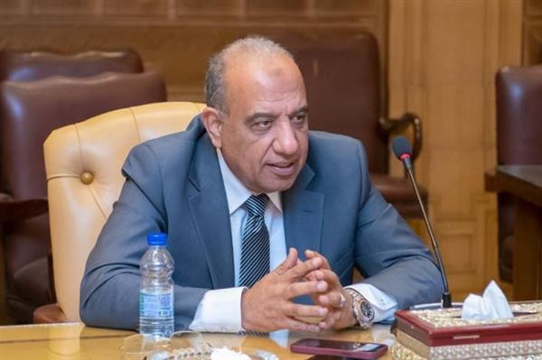 وزير الكهرباء يبحث مع "العربية للهندسة" كفاءة الأداء وخفض استهلاك الوقود