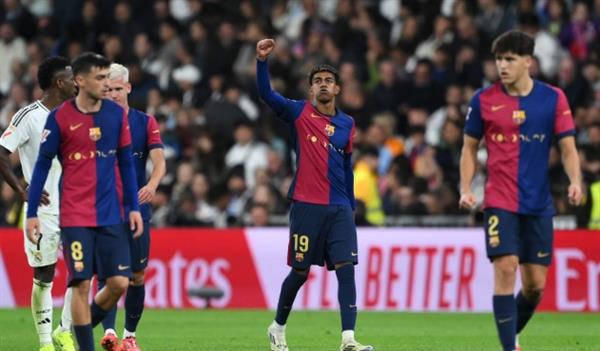 فليك يرفض مكافأة لاعبي برشلونة رغم رباعية الكلاسيكو