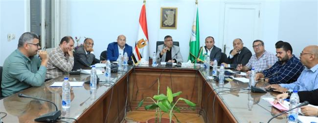 محافظ الجيزة يواصل لقاءاته الدورية لبحث طلبات وشكاوى المواطنين والعمل على حلها