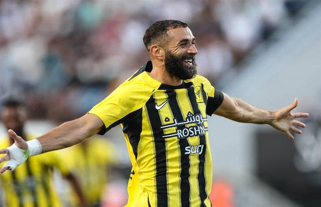 بنزيما يقود الاتحاد للفوز على الأخدود في الدوري السعودي