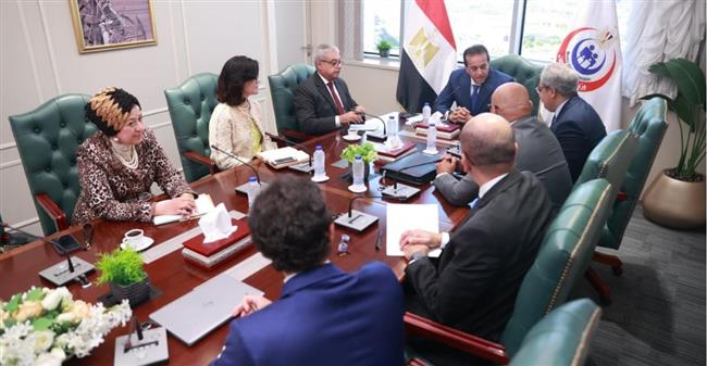 وزير الصحة يلتقي بالسفراء الجدد لبحث التعاون الصحي مع الدول المضيفة