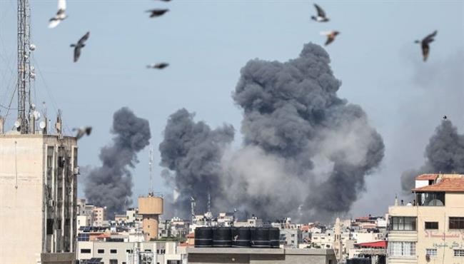 "القاهرة الإخبارية": طائرات الاحتلال تقصف المنازل في شمال غزة