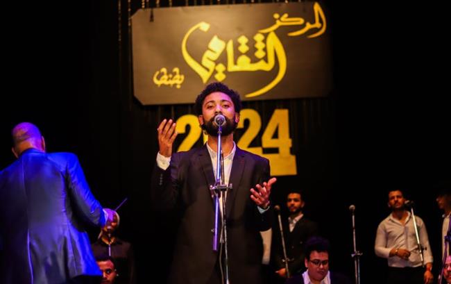 الملتقي الشعري الأول لـ نادي أدب طنطا بعنوان "نيلًا يتدفق الشعر"