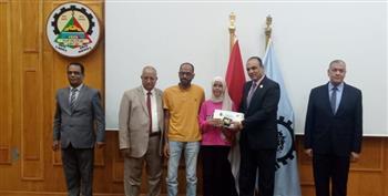شركات الإنتاج الحربي تنظم لقاءات للعاملين وقوافل طبية لرعايتهم صحيا 