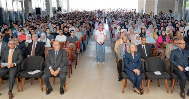 عمرو عدلي: 5000 طالب تقدموا للالتحاق بالجامعة اليابانية.. وقبول 1200 من الطلاب الجدد 