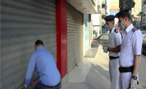 تحرير 163 مخالفة للمحلات التى لم تلتزم بقرار الغلق لترشيد الكهرباء