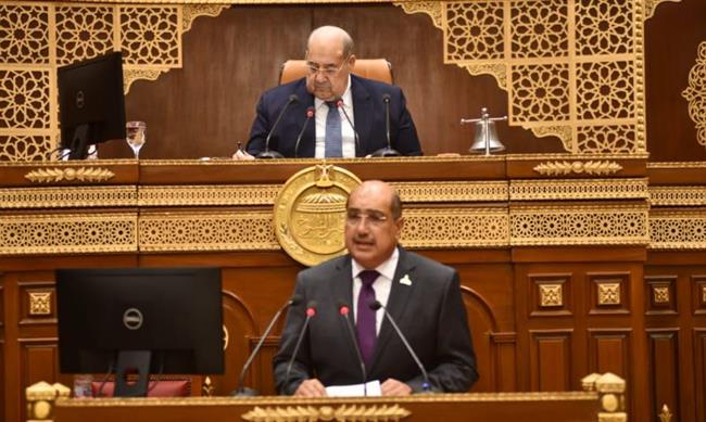 النائب إيهاب وهبة يطالب بتحسين بيئة العمل لمواجهة البطالة