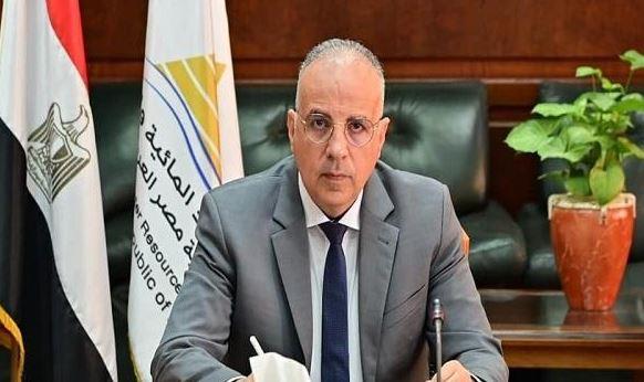 وزير الري يستعرض ما تحقق من إنجازات وأعمال خلال الفترة الماضية