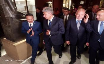   بالشراكة مع "ميتا".. "السياحة" تطلق مشروع الواقع الافتراضي للقطع الأثرية