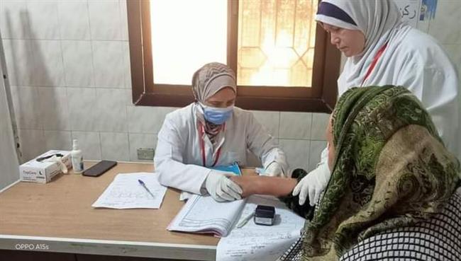 الكشف على 1184 مواطنين في قافلة طبية مجانية بكفر شكر 