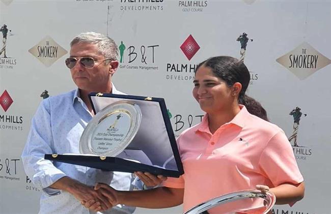تاليا سامح تلعب في دوري الجامعات الأمريكية للجولف 