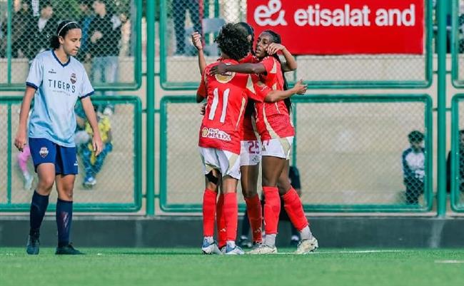 الأهلي يكتسح الجونة 11- 0 في دوري الكرة النسائية