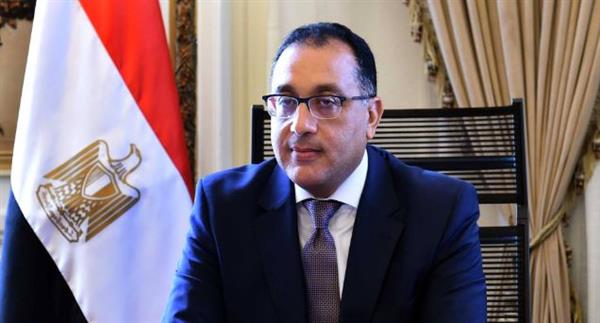 مدبولي: الأسبوع المقبل نعلن تفاصيل برنامج الحوافز للتشجيع على تحويل السيارات للغاز