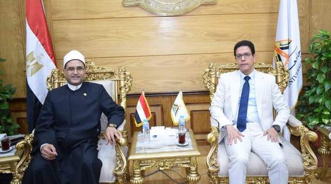 رئيس جامعة بنها ووكيل وزارة الأوقاف بالقليوبية يبحثان سبل التعاون 