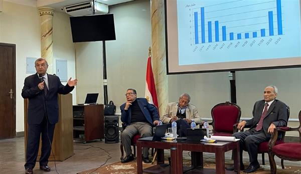 صالون جمال الدين الثقافي يناقش "صناعة البترول. الفرص والتحديات"