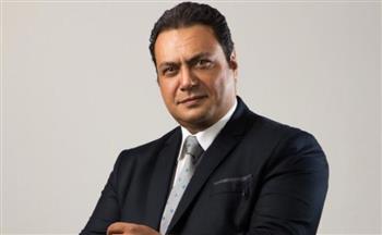   غضب مراد مكرم على الفيس بوك