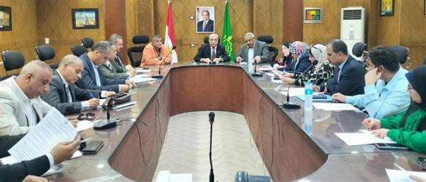 مدير تعليم القليوبية يصدر توجيهات هامة لمديري الإدارات التعليمية ..تعرف عليها