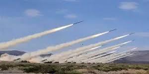 حزب الله يستهدف قاعدة حيفا البحرية برشقة صاروخية