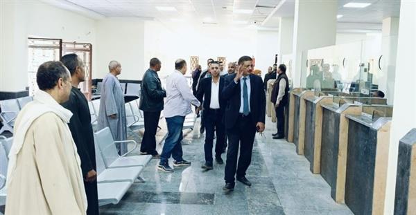 محافظ أسيوط يوجه القيادات بمتابعة "حياة كريمة"