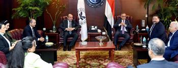  "العامة للاستثمار" و"هينفرا البولندية" تبحثان إنشاء مشروع لإنتاج الأمونيا الخضراء