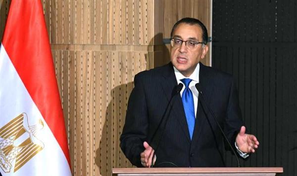 مدبولي يشهد افتتاح المعرض المُصاحب للملتقى والمعرض الدولي للصناعة