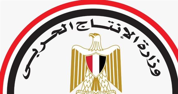 رئيس "مصنع 200 الحربي" يطالب العاملين الالتزام بالتوقيتات المحددة لتنفيذ المشروعات