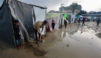   أمجد الشوا: آلاف الخيام غرقت خلال الساعات الماضية في غزة