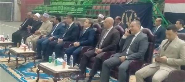 بالصور| 220 فائزا بمراسم قرعة الحج لعام 2024 بالصالة المغطاة بنادي قنا الرياضى