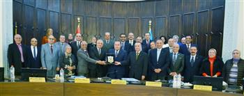   مجلس جامعة الإسكندرية يوافق على إنشاء فرع لجامعة الإسكندرية بأبو ظبى